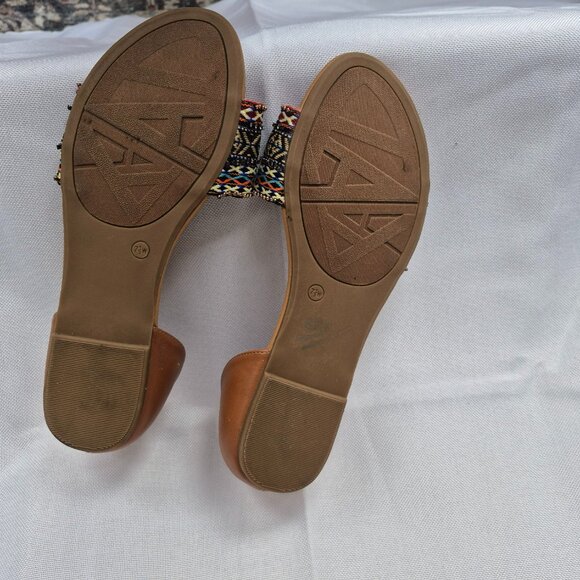 ANDIAMO COLORFUL PRINT  FLAT SANDAL - Picture 4 of 4